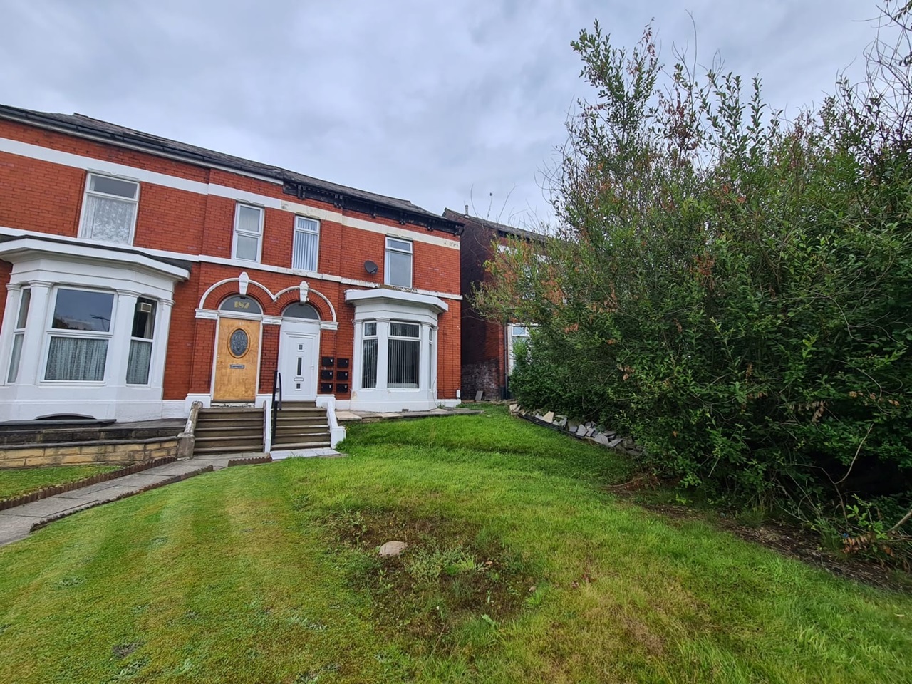 Bolton 1 Bed Flat, Bury Road, BL2 To Rent Now for £595.00 p/m