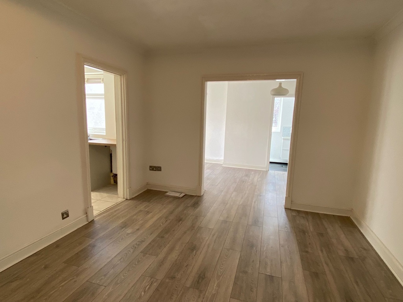 Salford 3 Bed SemiDetached House, Swinton Park Road, M6 To Rent