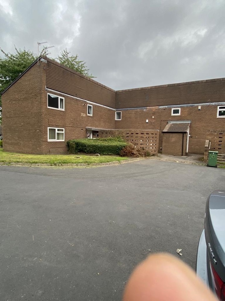 Adel, Leeds 1 Bed Flat, Adel, LS16 To Rent Now for £800.00 p/m