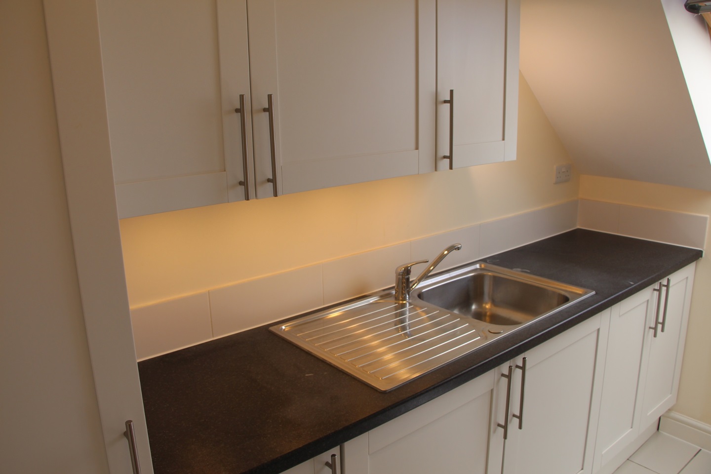 Crowthorne 2 Bed Flat, Wellesley Villas, RG45 To Rent Now for £