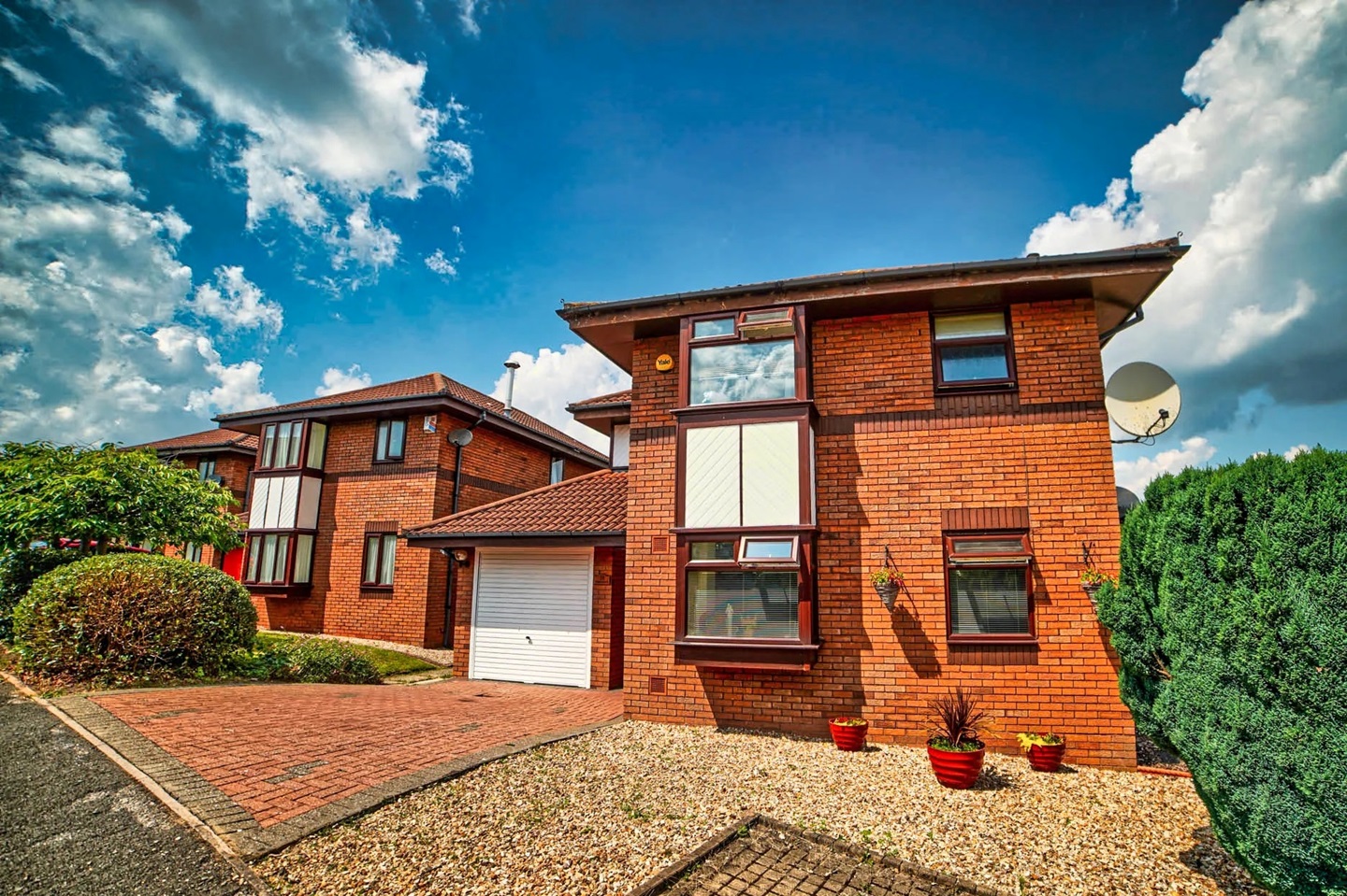 Great Holm, Milton Keynes 4 Bed Detached House, MK8 To