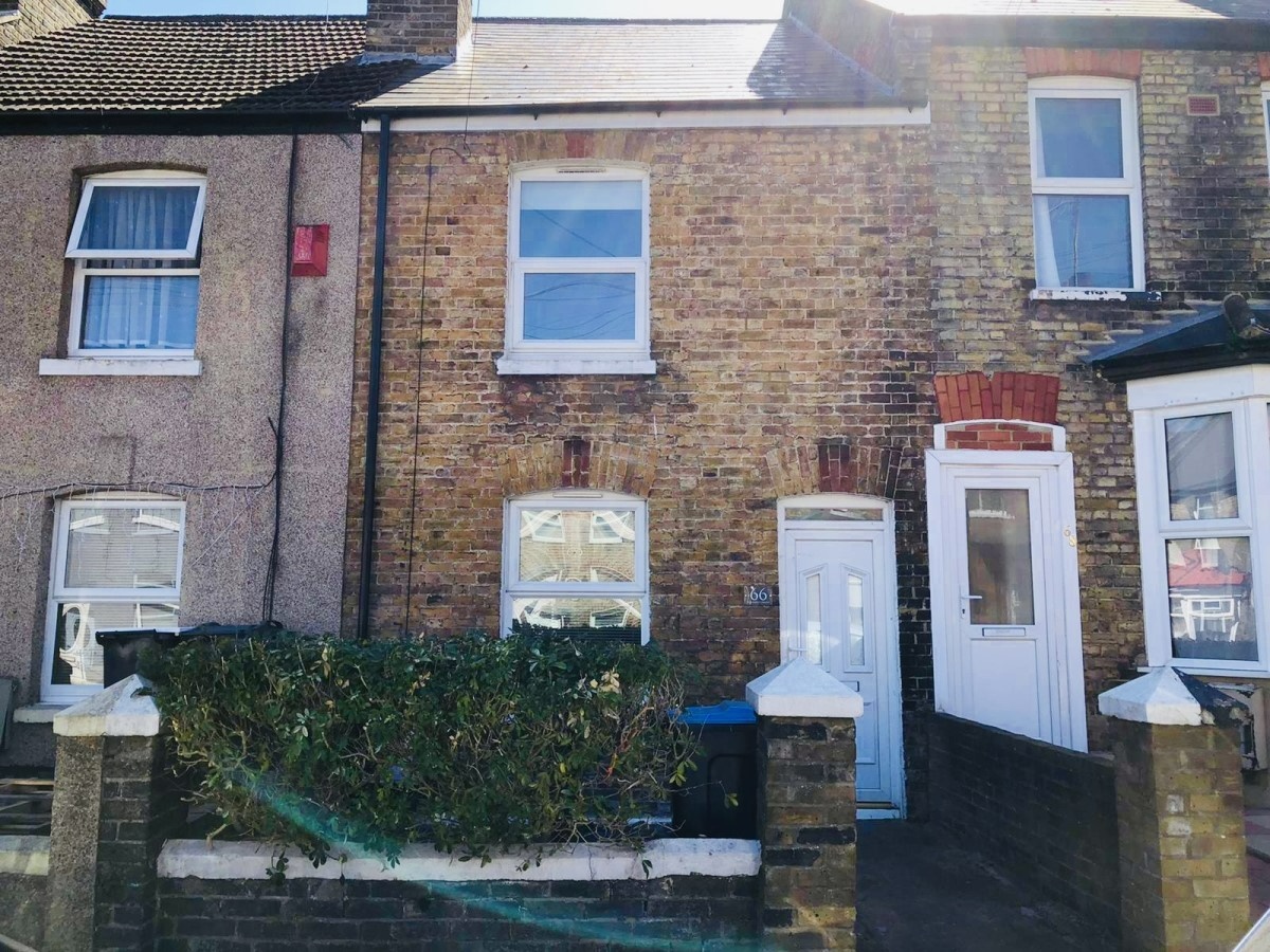 Ramsgate 2 Bed Terraced House, Winstanley Crescent, CT11 To Rent