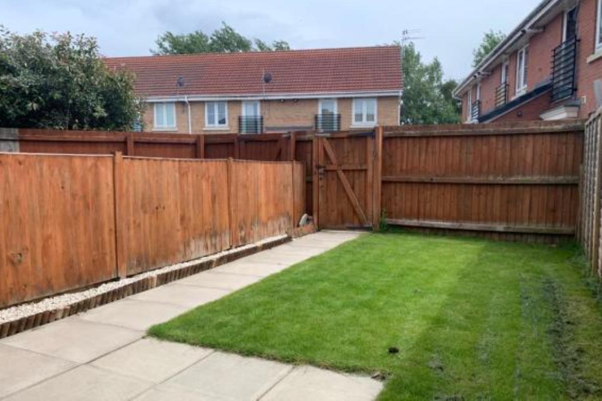 North Hykeham, Lincoln 2 Bed Terraced House, Magnus Court, LN6 To