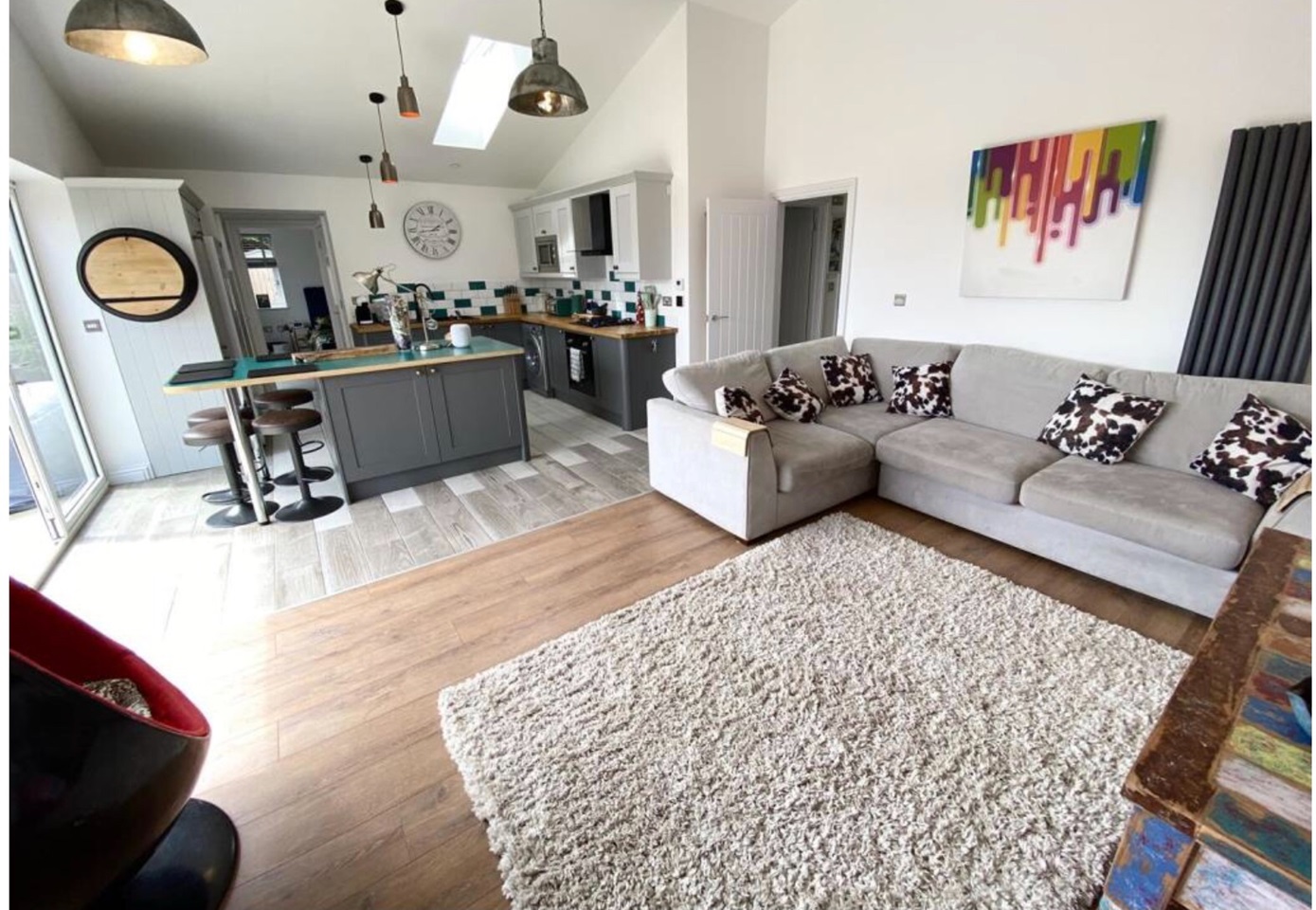 Rogiet, Caldicot 3 Bed Bungalow, Crossway, NP26 To Rent Now for £1,300.00 p/m