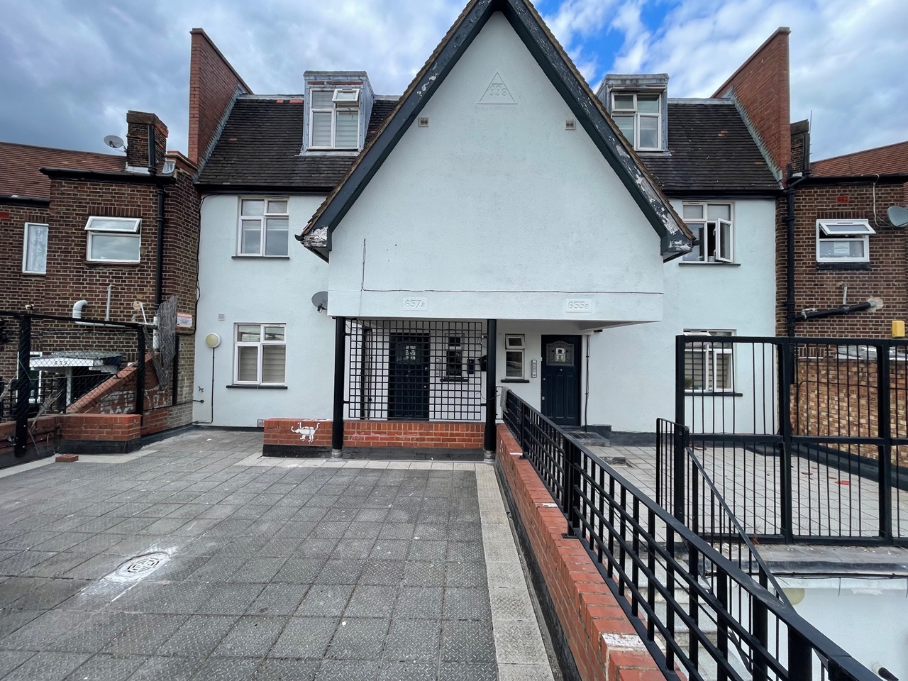 London Studio Flat, Watford Way, NW7 To Rent Now for £950.00 p/m