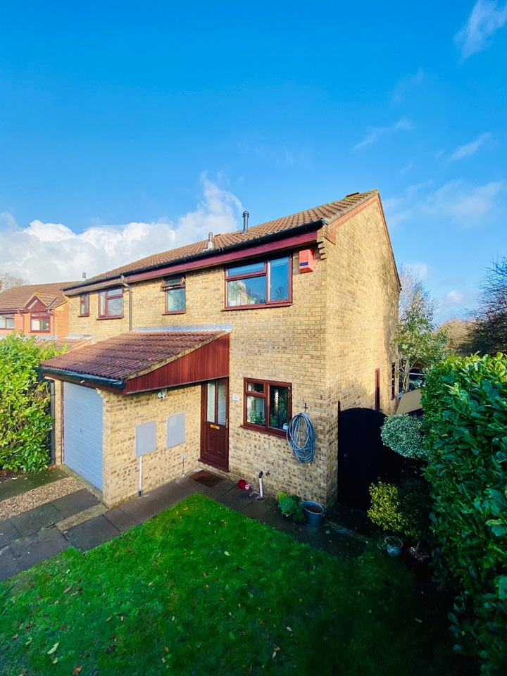 Dibden Purlieu, Southampton 3 Bed SemiDetached House, Brecon Close