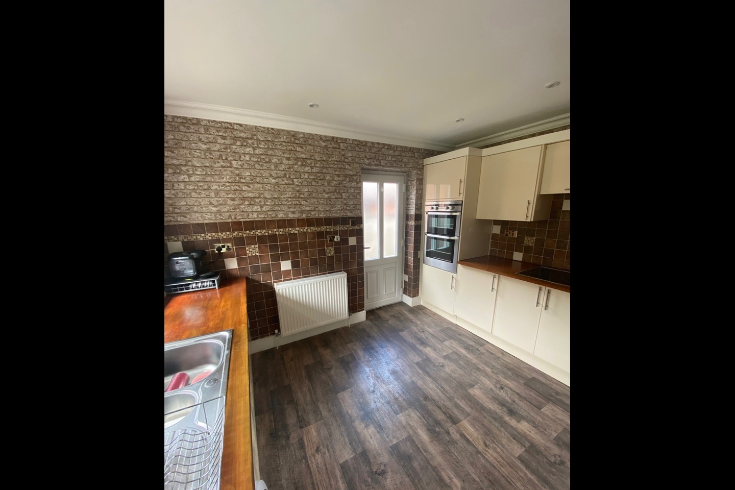 Cridling Stubbs, Knottingley 3 Bed Bungalow, Wrights Lane, WF11 To