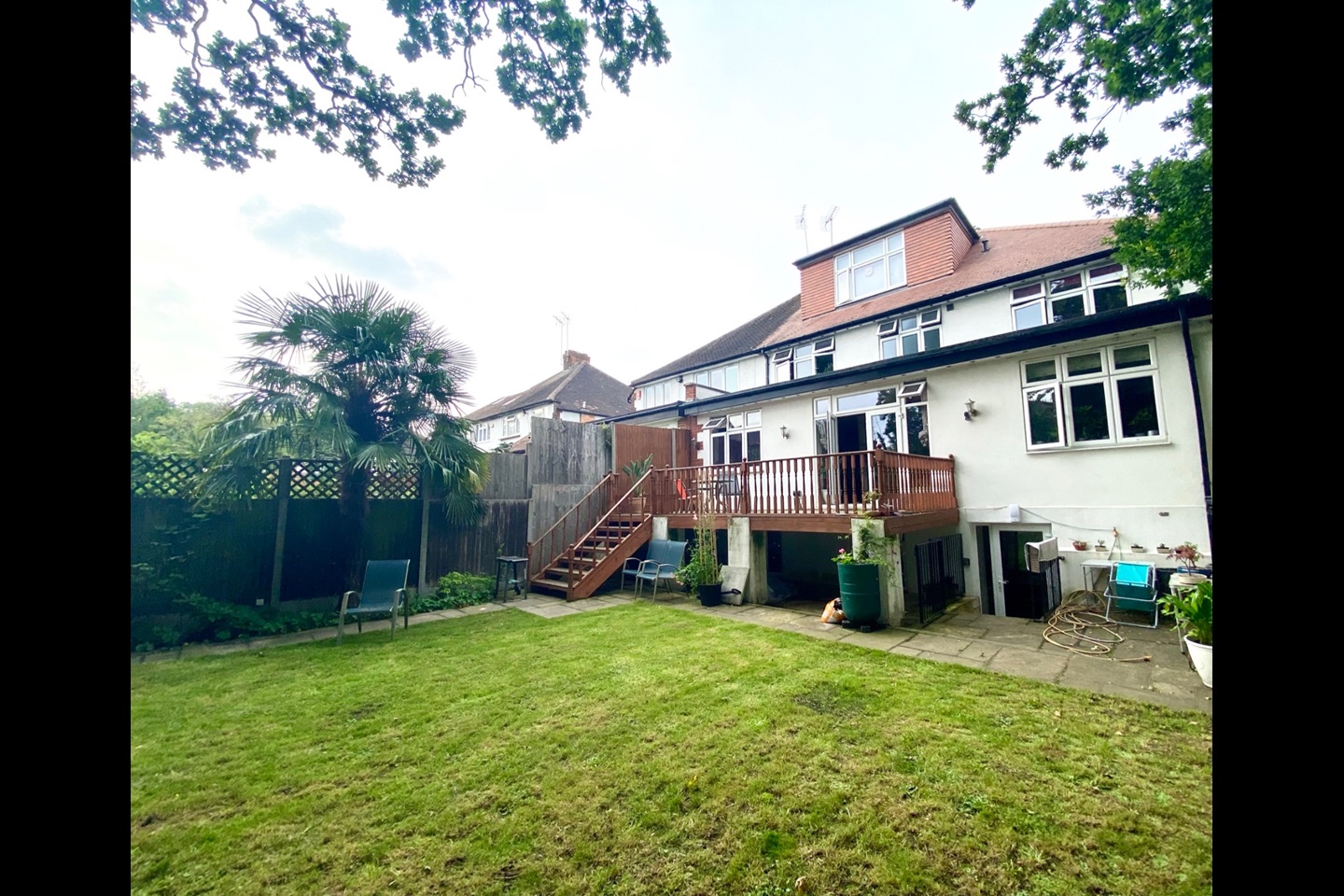 London Room in a Shared House, Totteridge Lane, N20 To Rent Now for