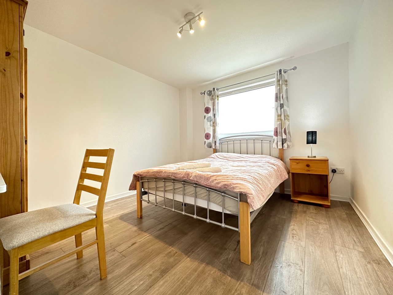 Edinburgh 3 Bed Flat, Dumbryden Grove, EH14 To Rent Now for £1,800.00 p/m