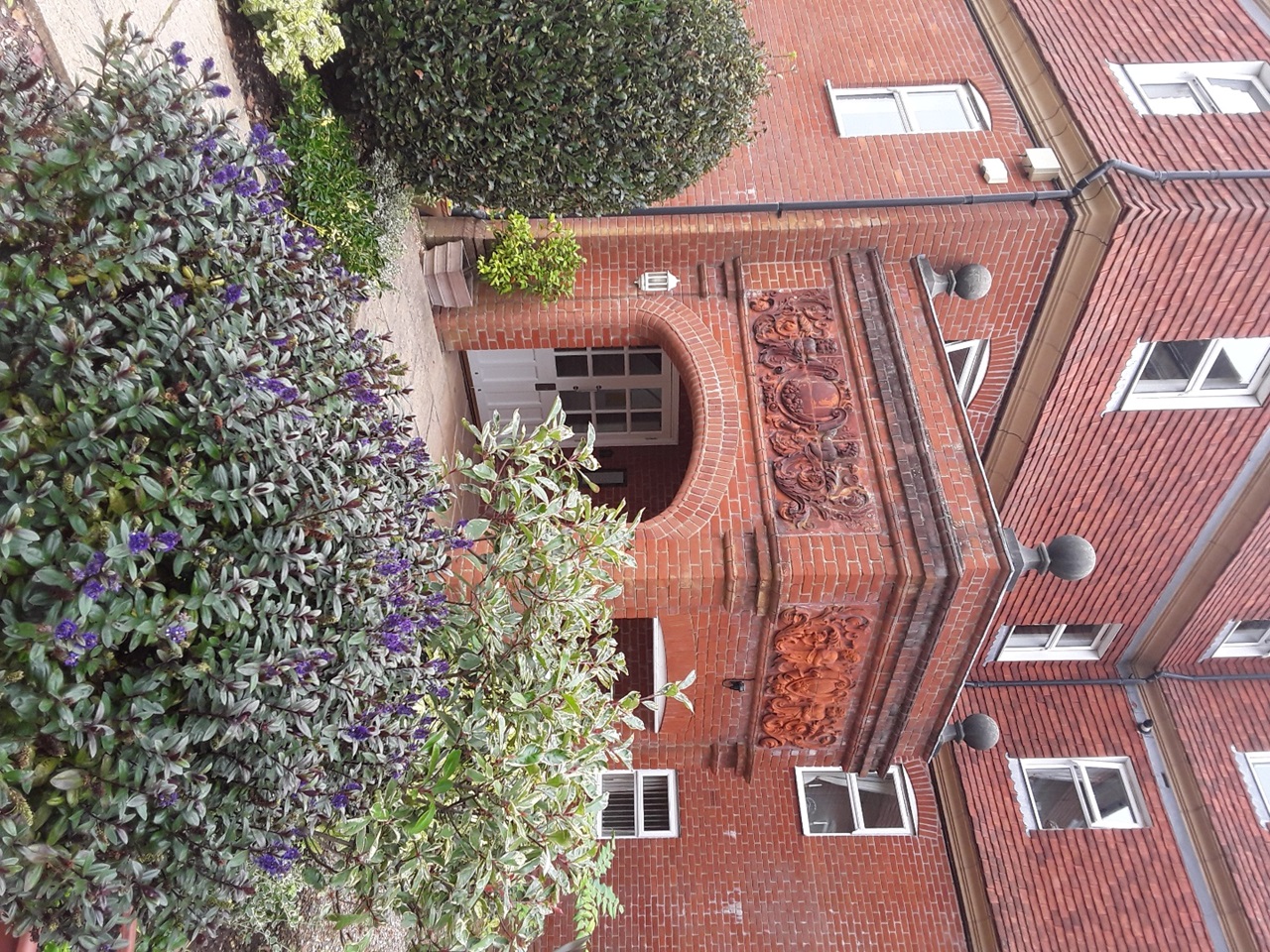 Eastbourne 2 Bed Flat, Eversley Court, BN21 To Rent Now for £1,250.00 p/m