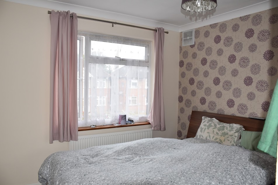 Feltham 2 Bed Amesbury Road, TW13 To Rent Now for £