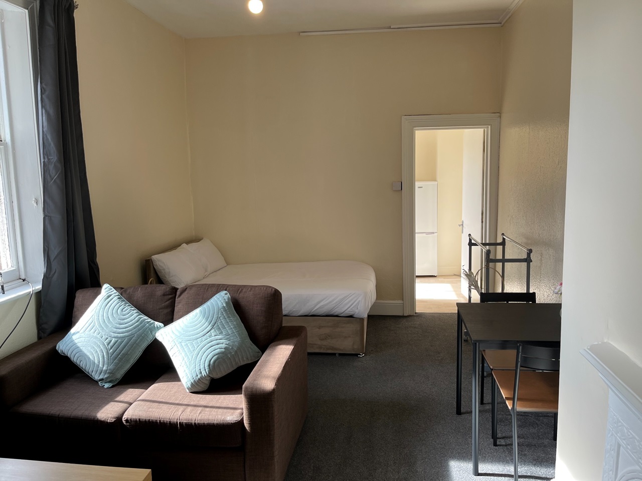 Sunderland Bedsit, Argyle Square, SR2 To Rent Now for £425.00 p/m