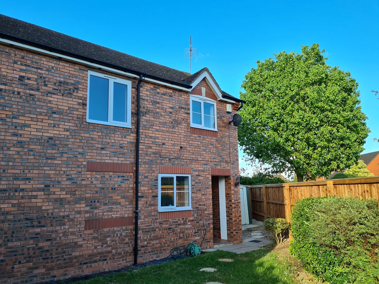 Walton Cardiff, Tewkesbury 2 Bed SemiDetached House, Lancer Close, GL20 To Rent Now for £