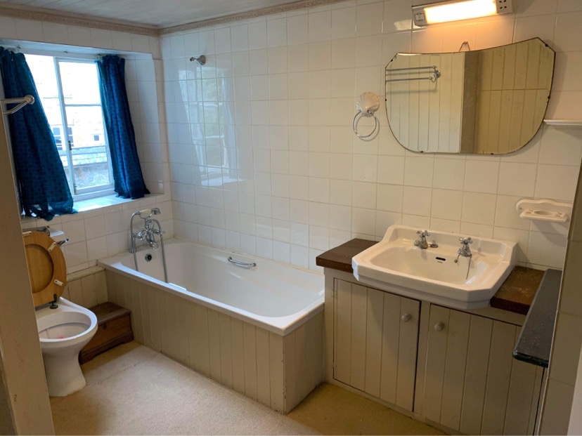 Buckfastleigh 3 Bed Terraced House, Chapel Street, TQ11 To Rent Now for £1,000.00 p/m