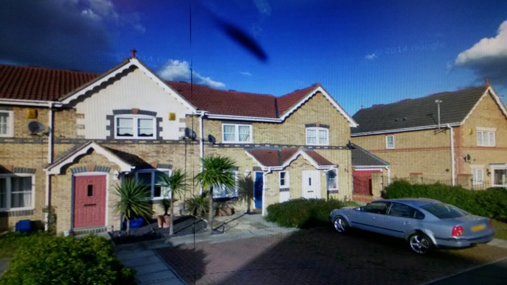 Barking 2 Bed Terraced House, Stern Close, IG11 To Rent Now for £