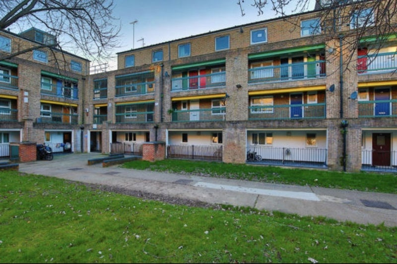 London 1 Bed Flat, Fearnley House, SE5 To Rent Now for £1,650.00 p/m