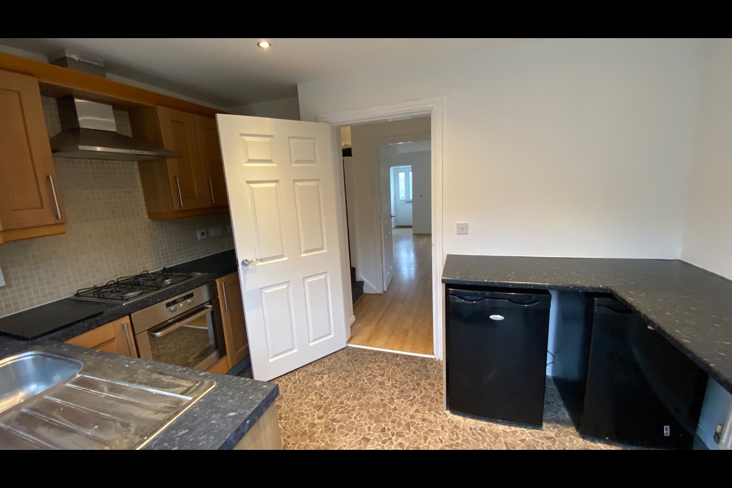 Leeds 2 Bed SemiDetached House, Stanks Drive, LS14 To Rent Now for