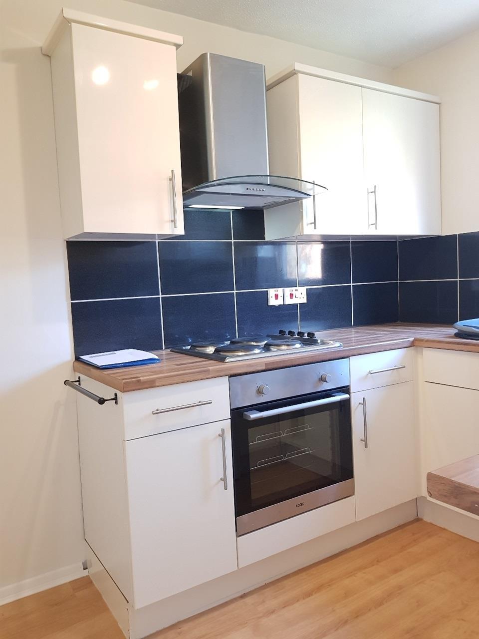 Shepperton 1 Bed Flat, Laleham Road, TW17 To Rent Now for £950.00 p/m