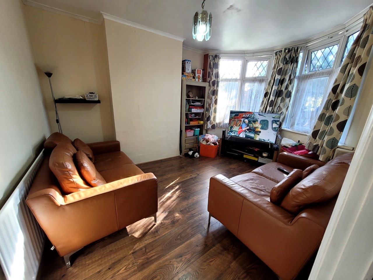 Feltham 2 Bed Flat, Staines Road, TW14 To Rent Now for £1,600.00 p/m
