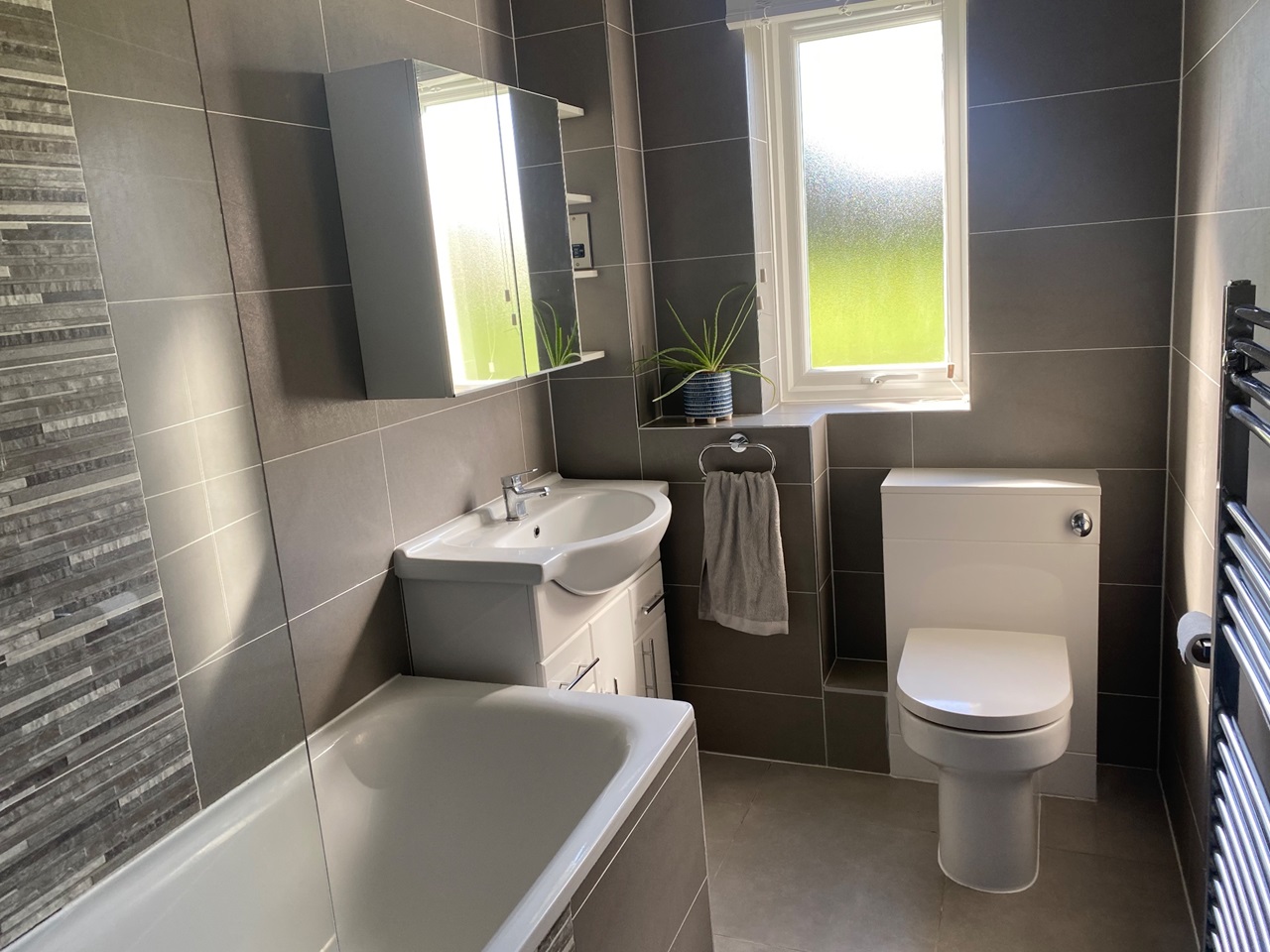 Mitcham 2 Bed Flat, Heathfield Drive, CR4 To Rent Now for £1,600.00 p/m