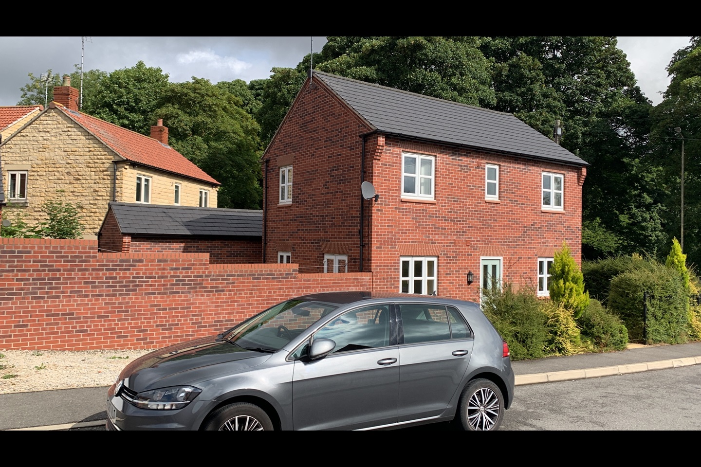 Clowne, Chesterfield 3 Bed Detached House, Vicarage Walk, S43 To