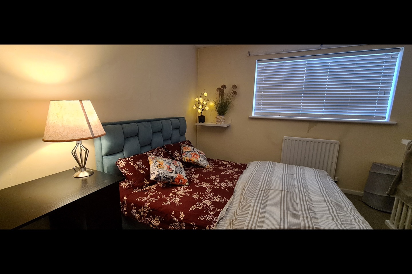 Hornchurch Room in a Shared House, Owlets Hall Close, RM11 To Rent