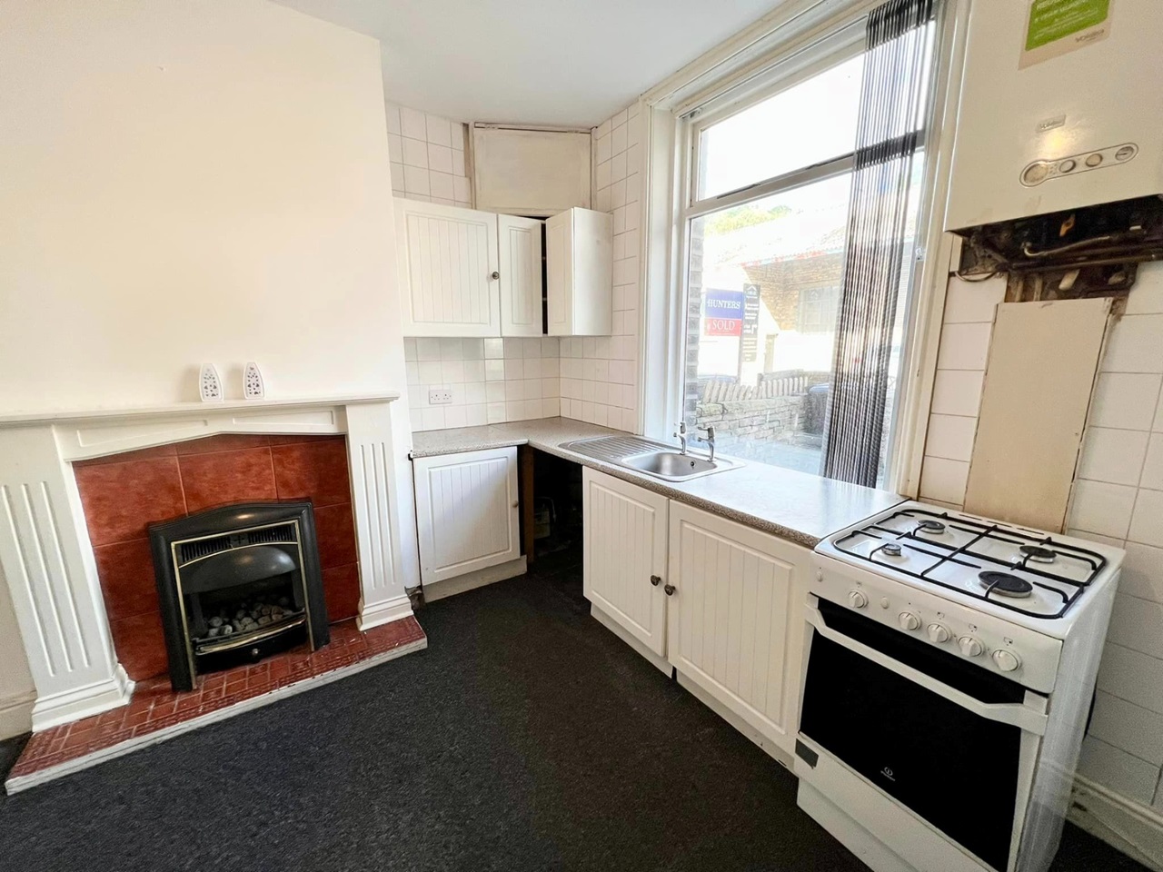Brighouse 2 Bed Terraced House, Wakefield Road, HD6 To Rent Now for