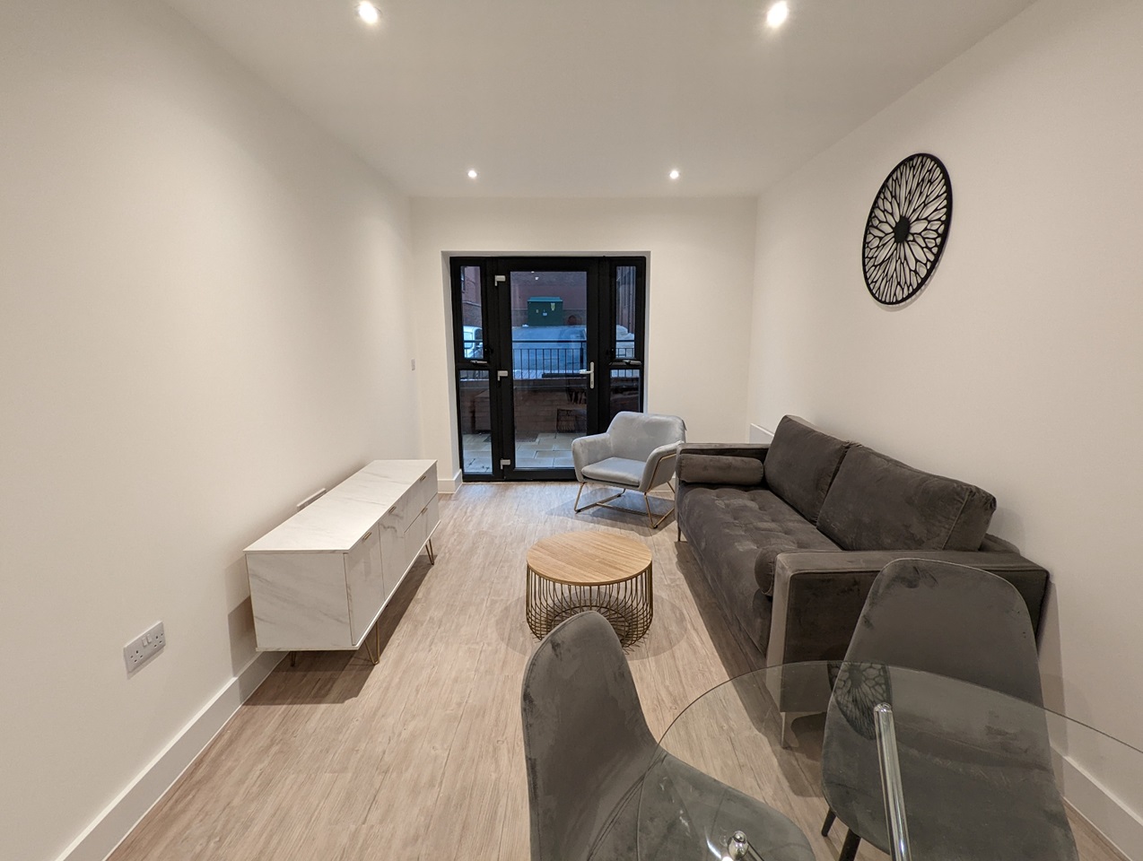 Birmingham 2 Bed Flat, Digbeth Square, B12 To Rent Now for £1,450.