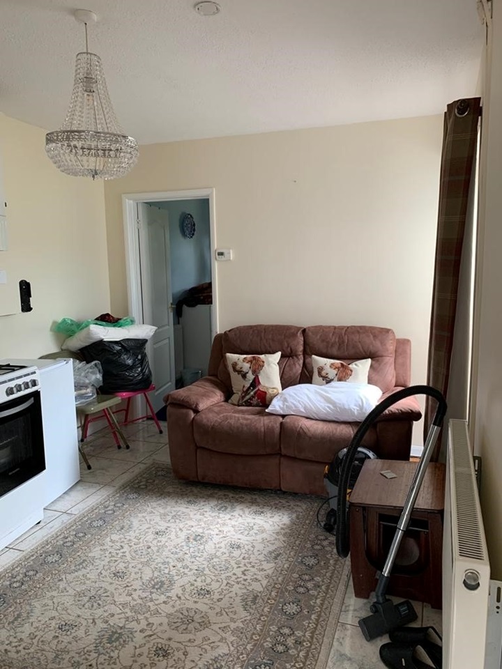 Llanishen, Cardiff Studio Flat, Whitebarn Road, CF14 To Rent Now