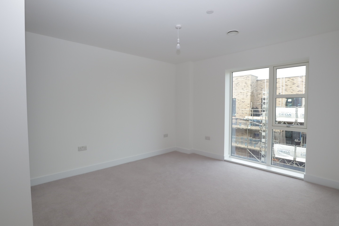Cambridge 2 Bed Penthouse, Clara Rackham Street, CB1 To Rent Now for £2,000.00 p/m