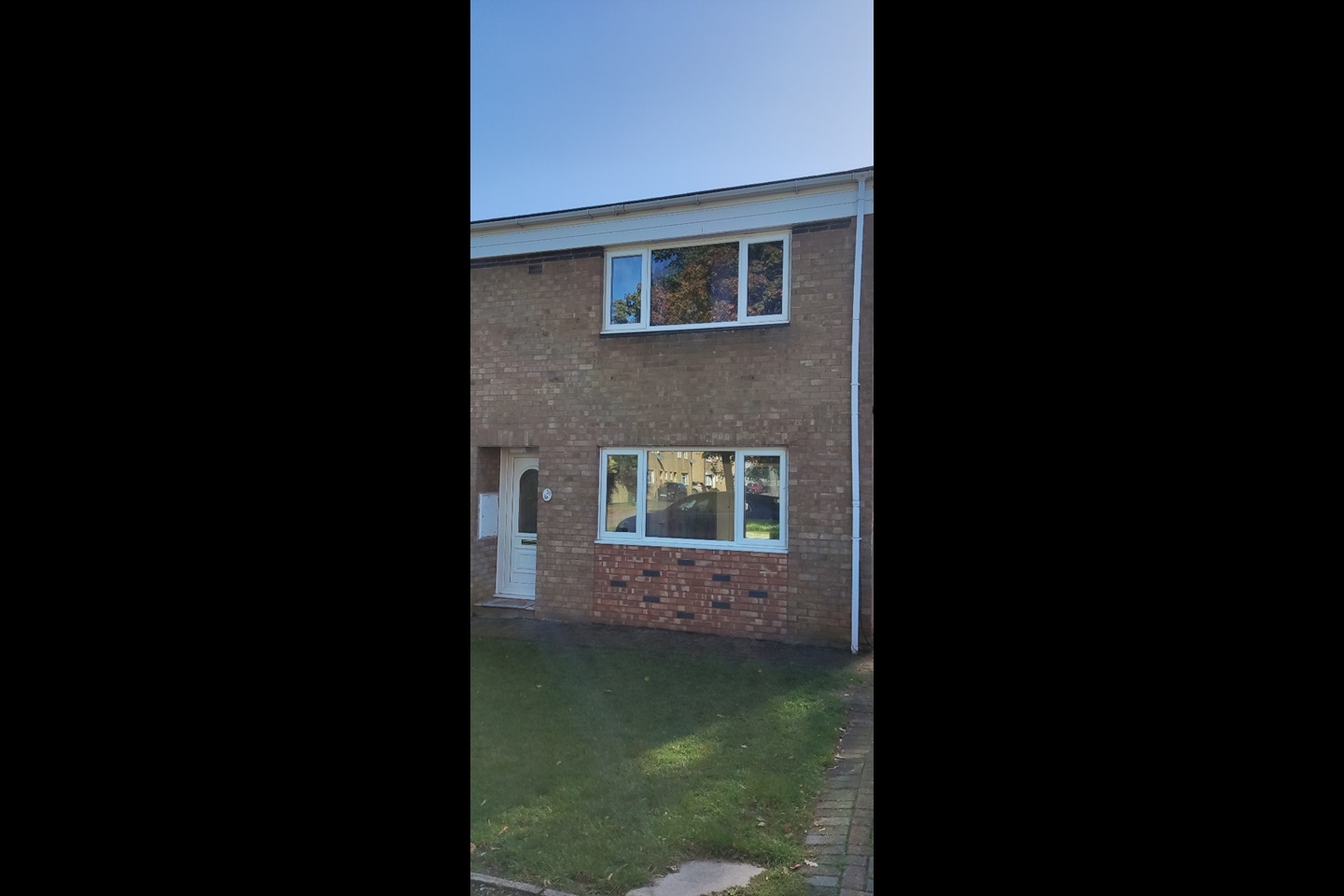 Milton Keynes 3 Bed SemiDetached House, Flitton Court, MK11 To