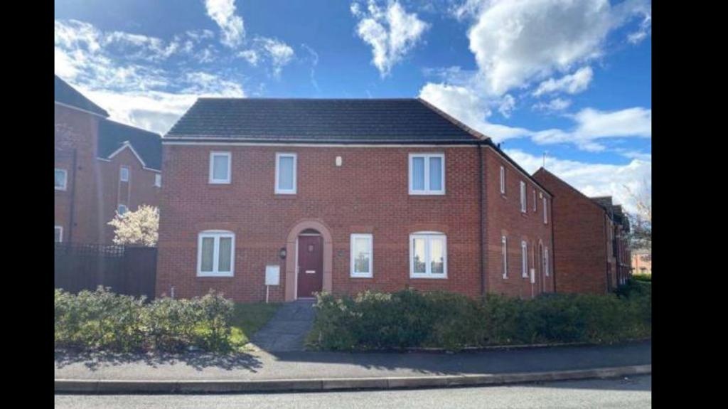 West Timperley, Altrincham 3 Bed SemiDetached House, Rosefinch Road