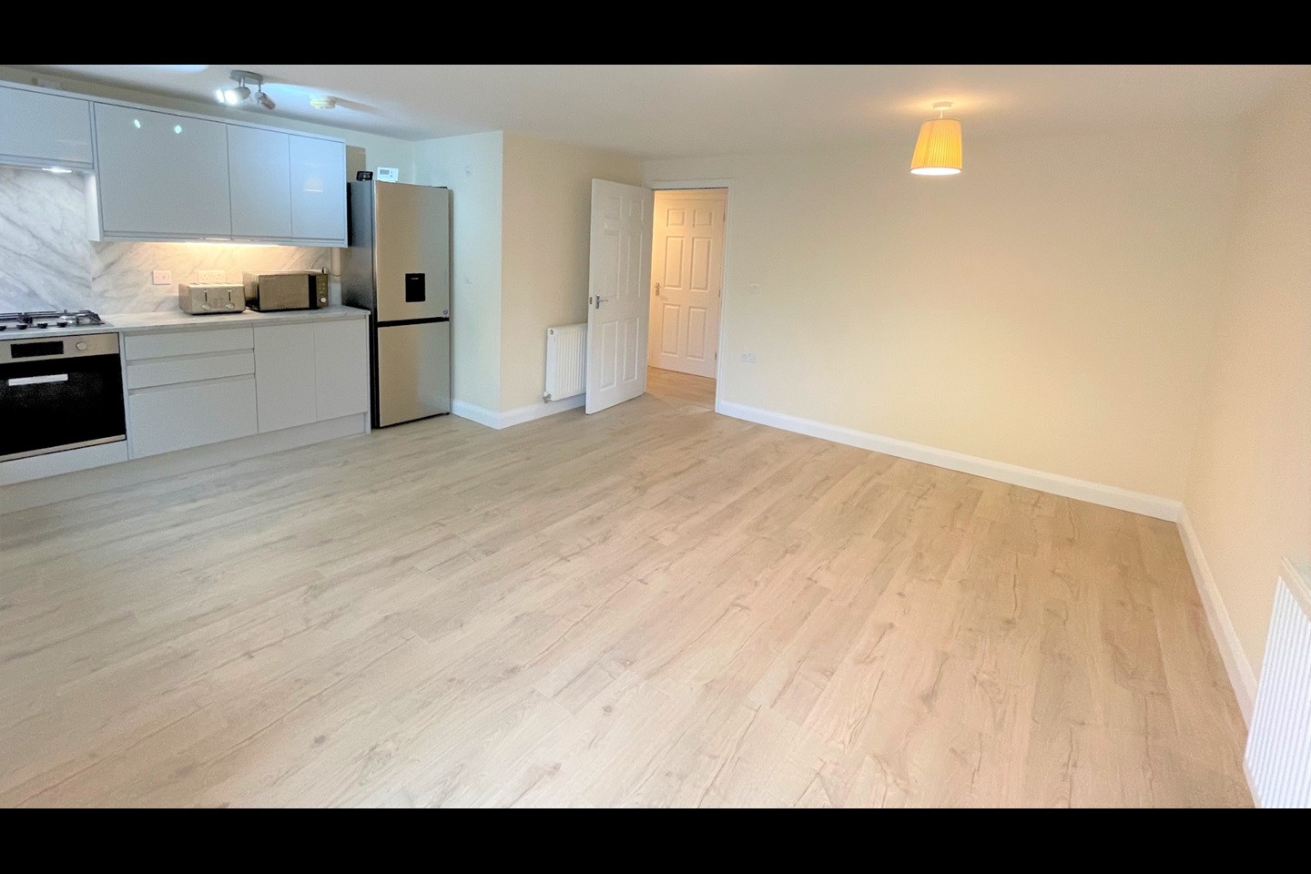 Basingstoke 2 Bed Flat, Sorting Lane, RG24 To Rent Now for £1,200.00 p/m