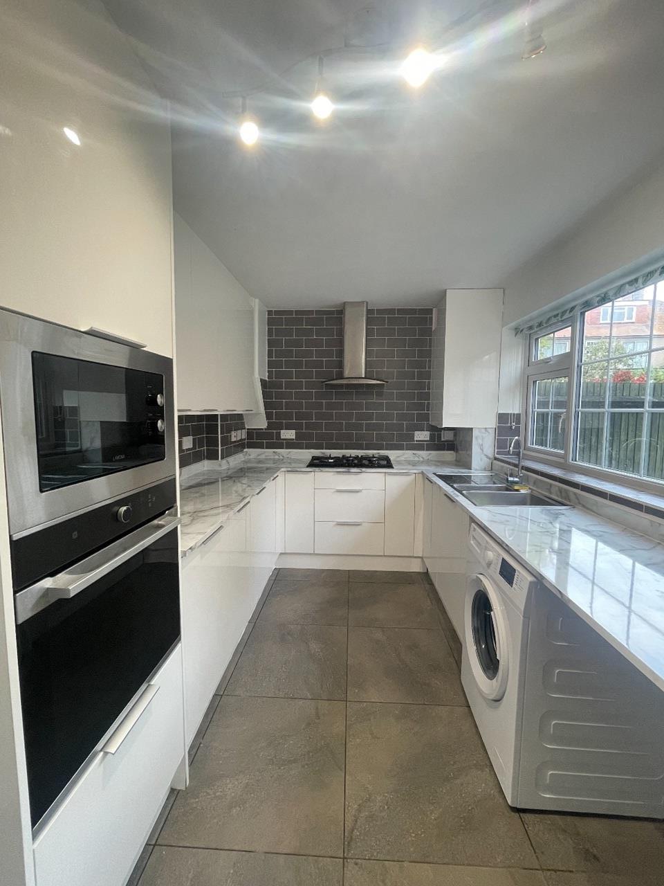 Northolt 3 Bed Terraced House, Kingston Close, UB5 To Rent Now for