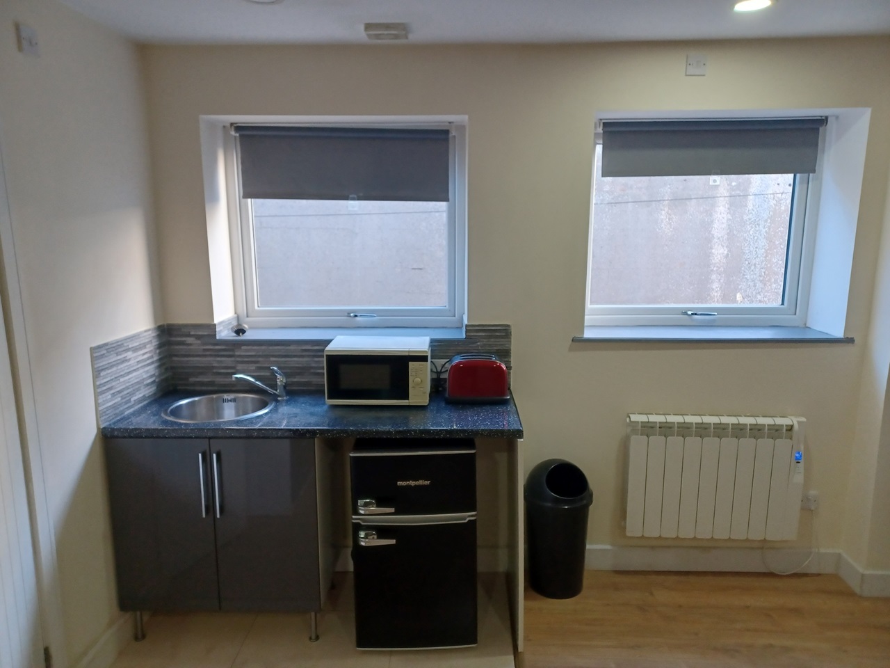 StokeOnTrent Bedsit, Sovereign House, ST4 To Rent Now for £470.00 p/m