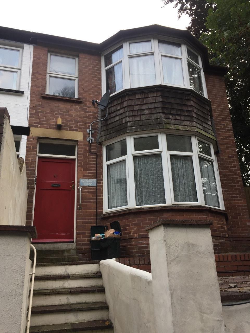 Exeter Studio Flat, St. Davids Hill, EX4 To Rent Now for £700.00 p/m