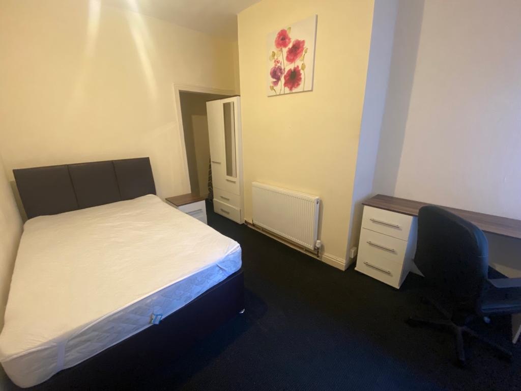 Salford Room in a Shared House, Mackenzie Road, M7 To Rent Now for