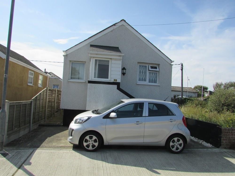 Jaywick, ClactonOnSea 1 Bed Bungalow, Swift Avenue, CO15 To Rent