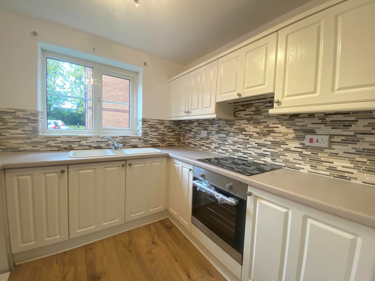 Salford 2 Bed Flat, Lancaster Road, M6 To Rent Now for £925.00 p/m