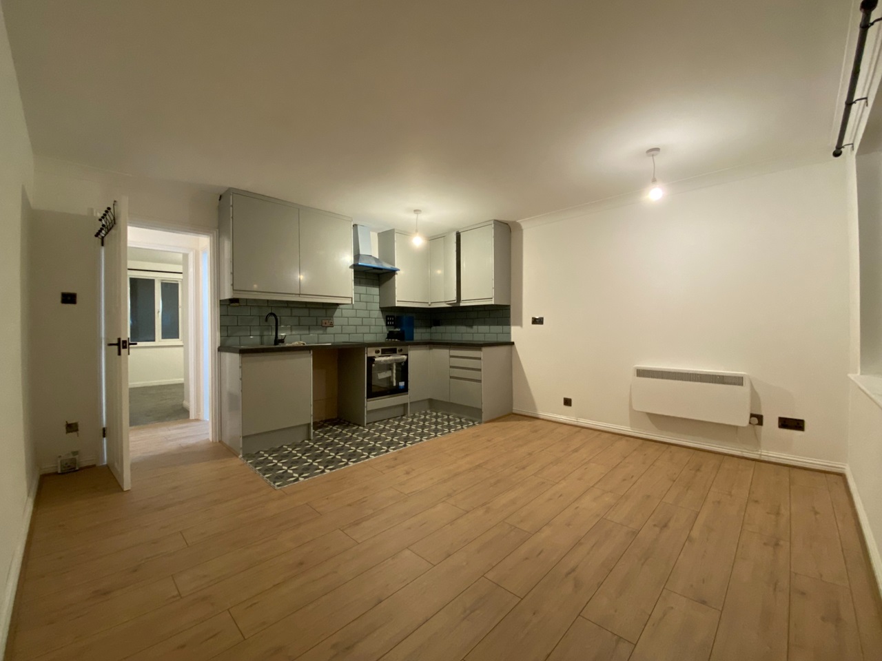 Manchester 3 Bed Flat, Rochdale Road, M9 To Rent Now for £1,150.00 p/m