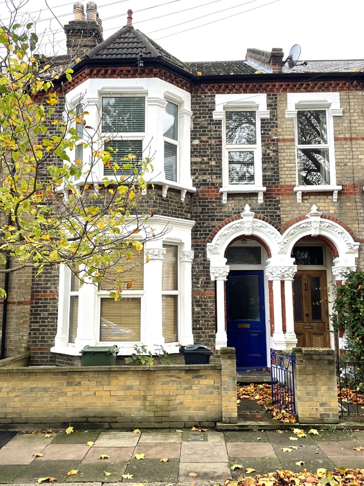 London 4 Bed Terraced House, Holmewood Gardens, SW2 To Rent Now for