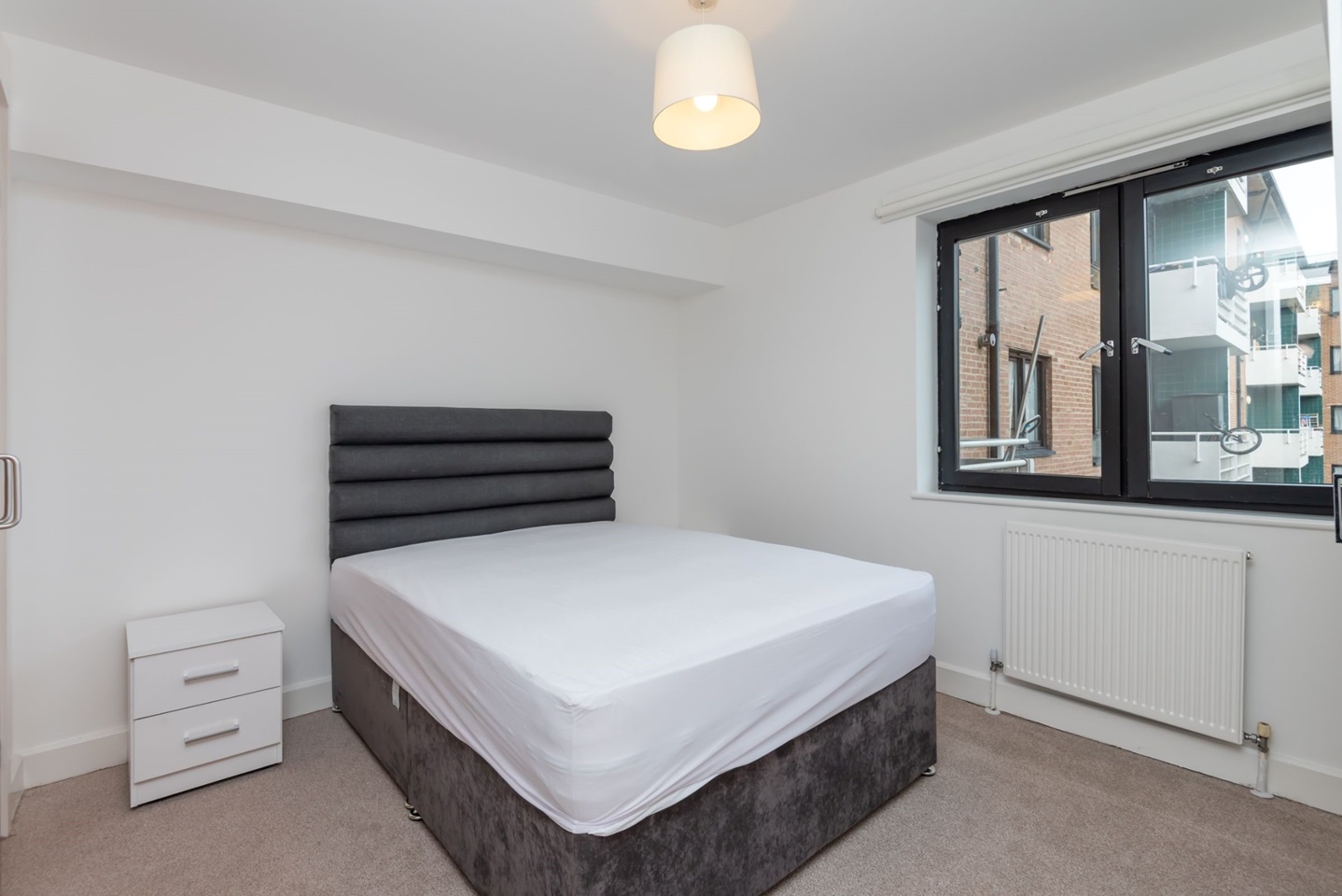 London 2 Bed Flat, John Scurr House, E14 To Rent Now for £2,000.00 p/m