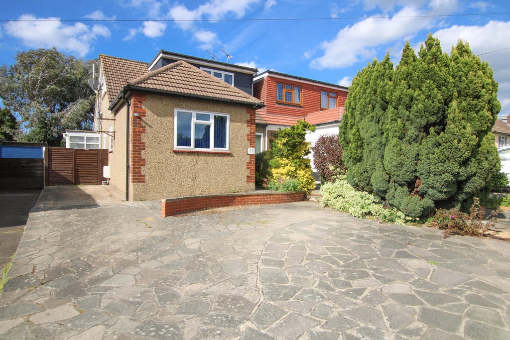 Billericay 4 Bed SemiDetached House, Fairfield Rise, CM12 To Rent