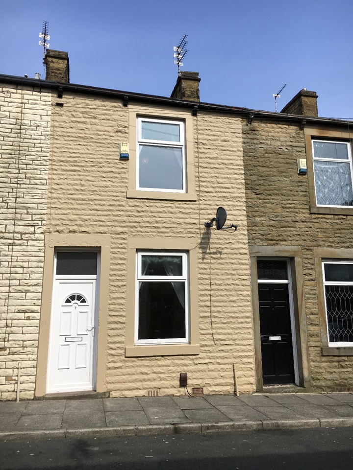 Burnley 2 Bed Terraced House, Coultate Street, BB12 To Rent Now for