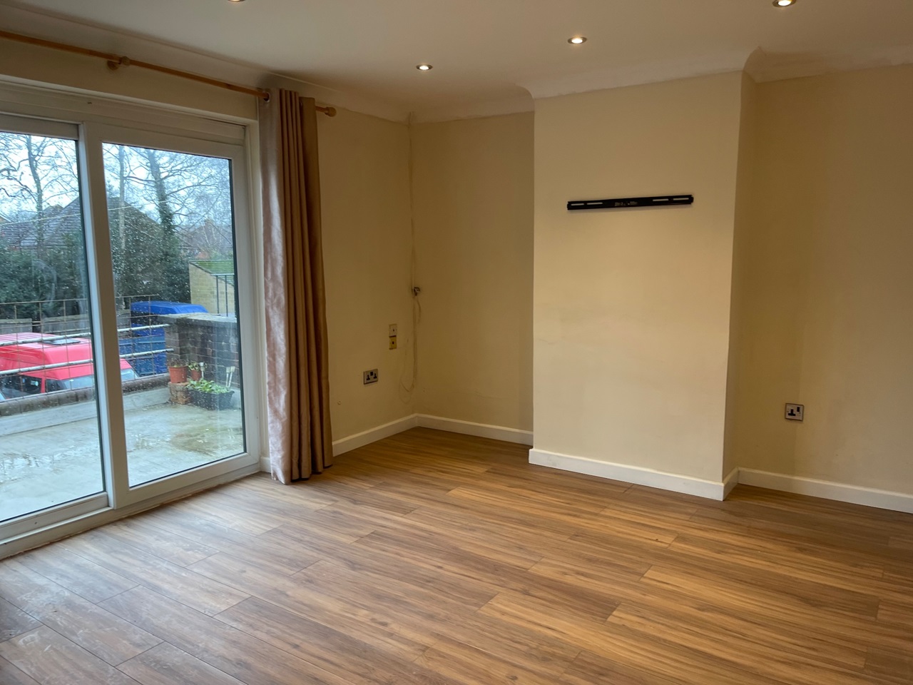 Farnborough 2 Bed Flat, Whetstone Road, GU14 To Rent Now for £1,450