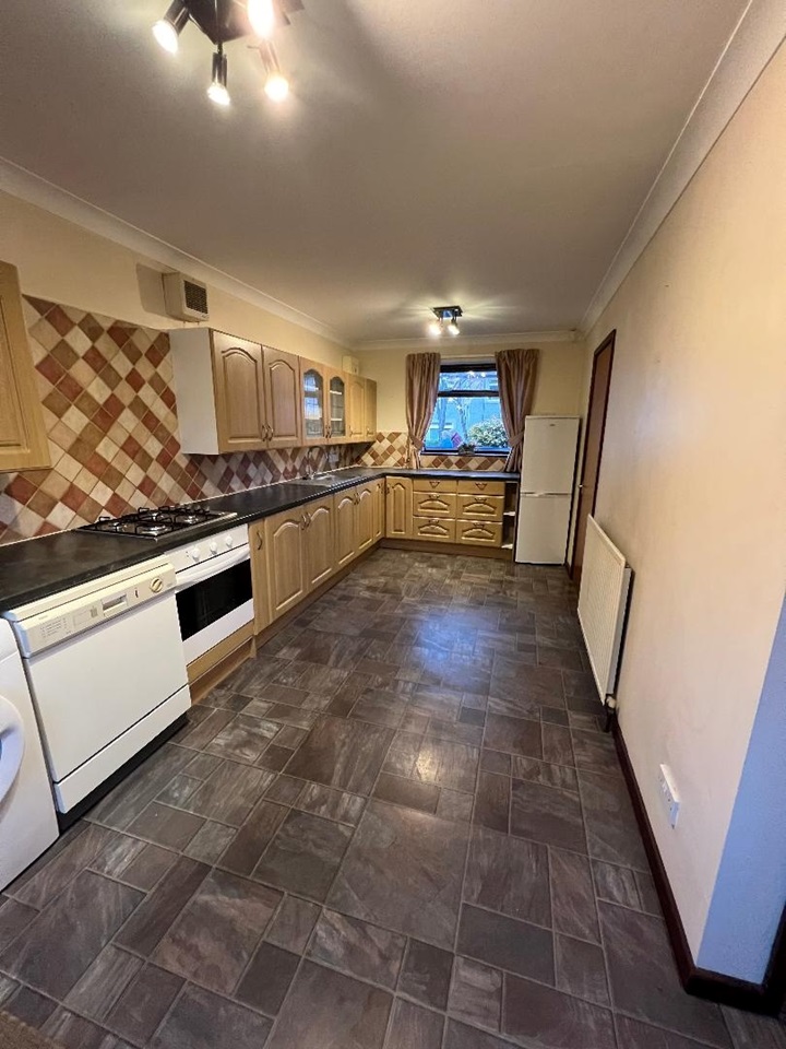 Wakefield 3 Bed SemiDetached House, Chantry Road, WF2 To Rent Now