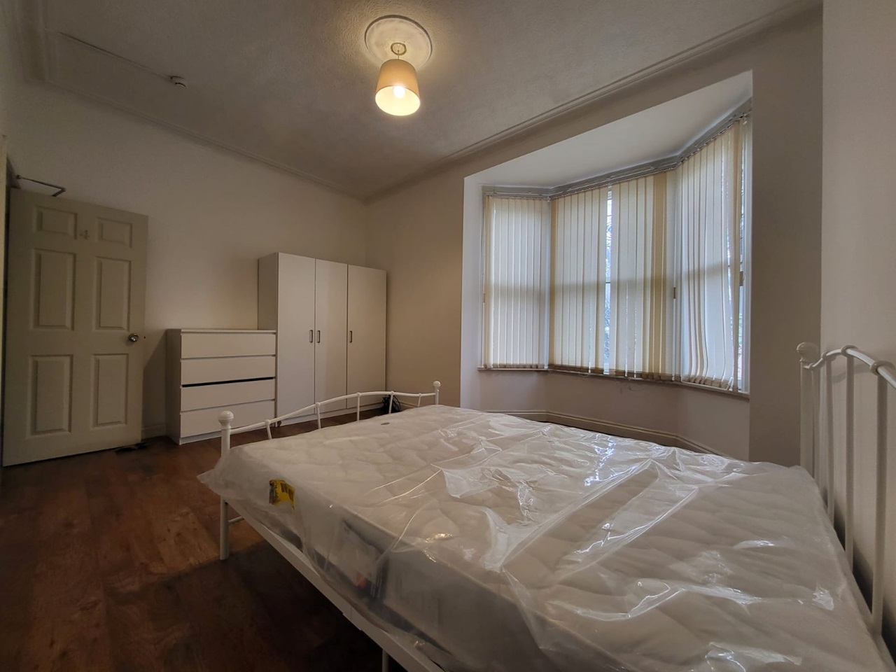 Eccles, Manchester Room in a Shared House, Liverpool Road, M30 To