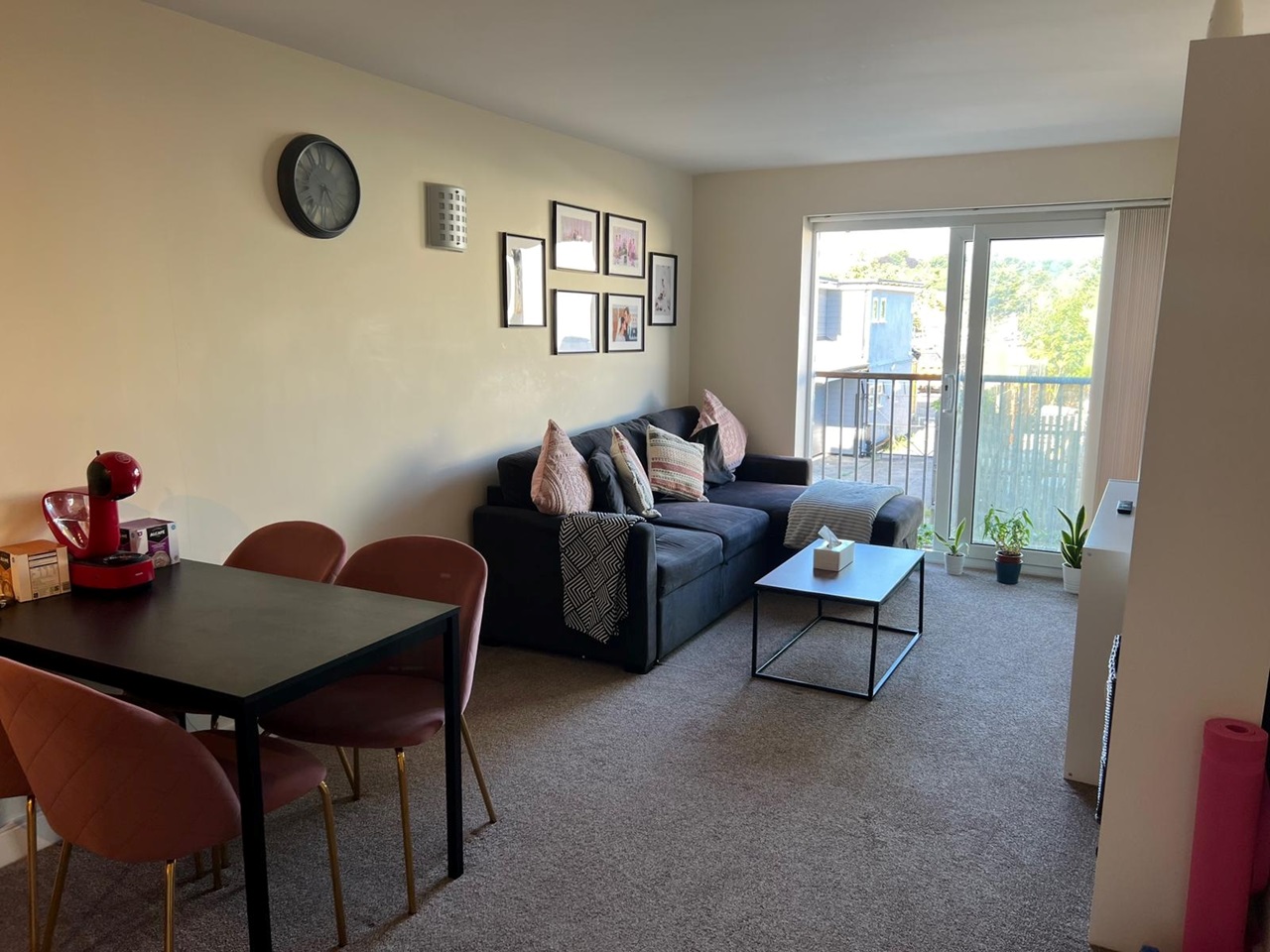 Benfleet 2 Bed Flat, Linden Court, SS7 To Rent Now for £1,200.00 p/m