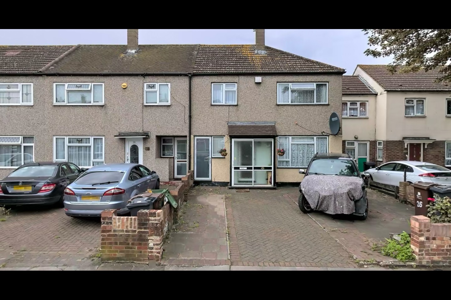 Barking 3 Bed Terraced House, Curzon Crescent, IG11 To Rent Now for