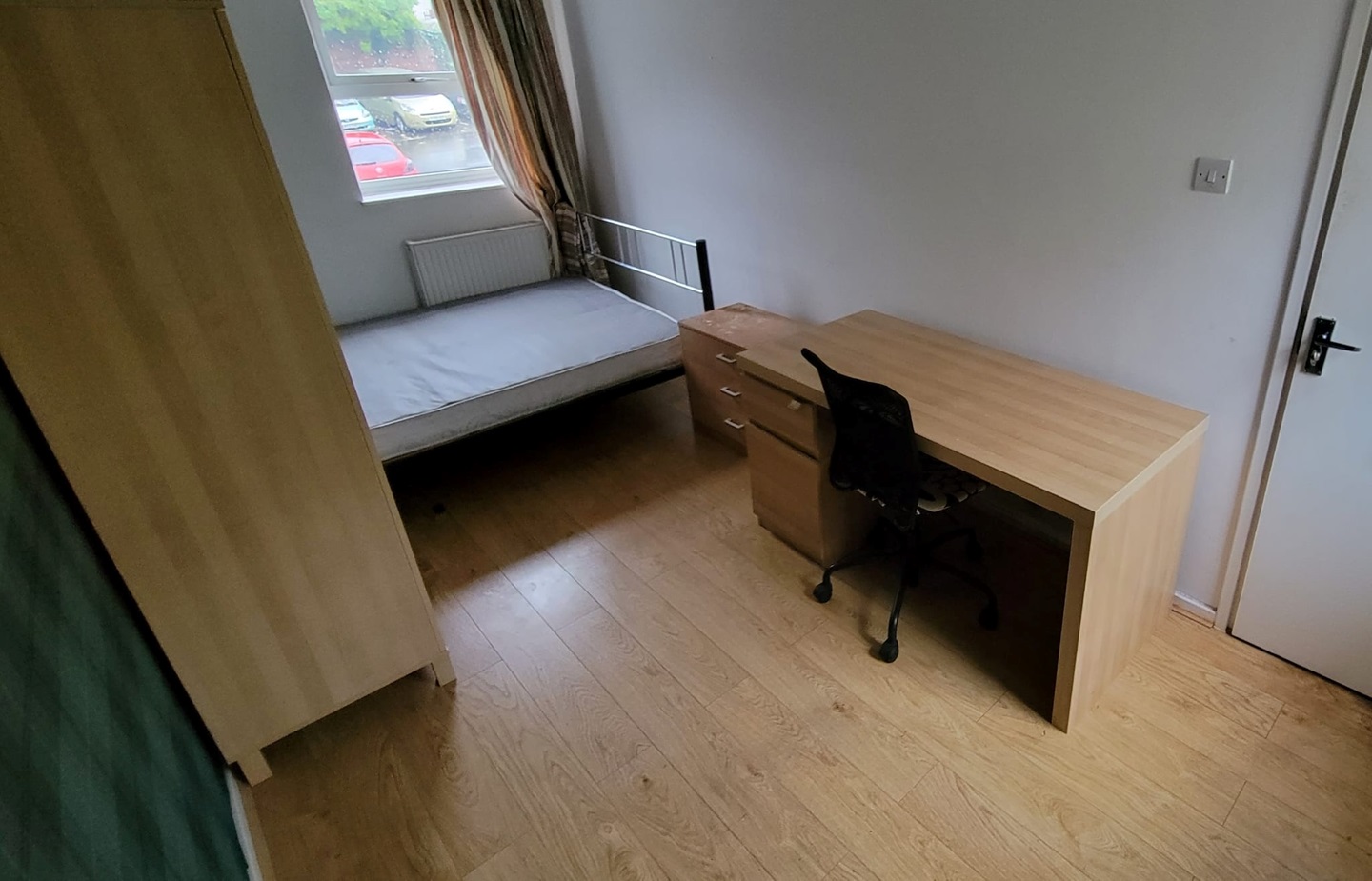 Leeds Room in a Shared House, Lovell Park Hill, LS7 To Rent Now for